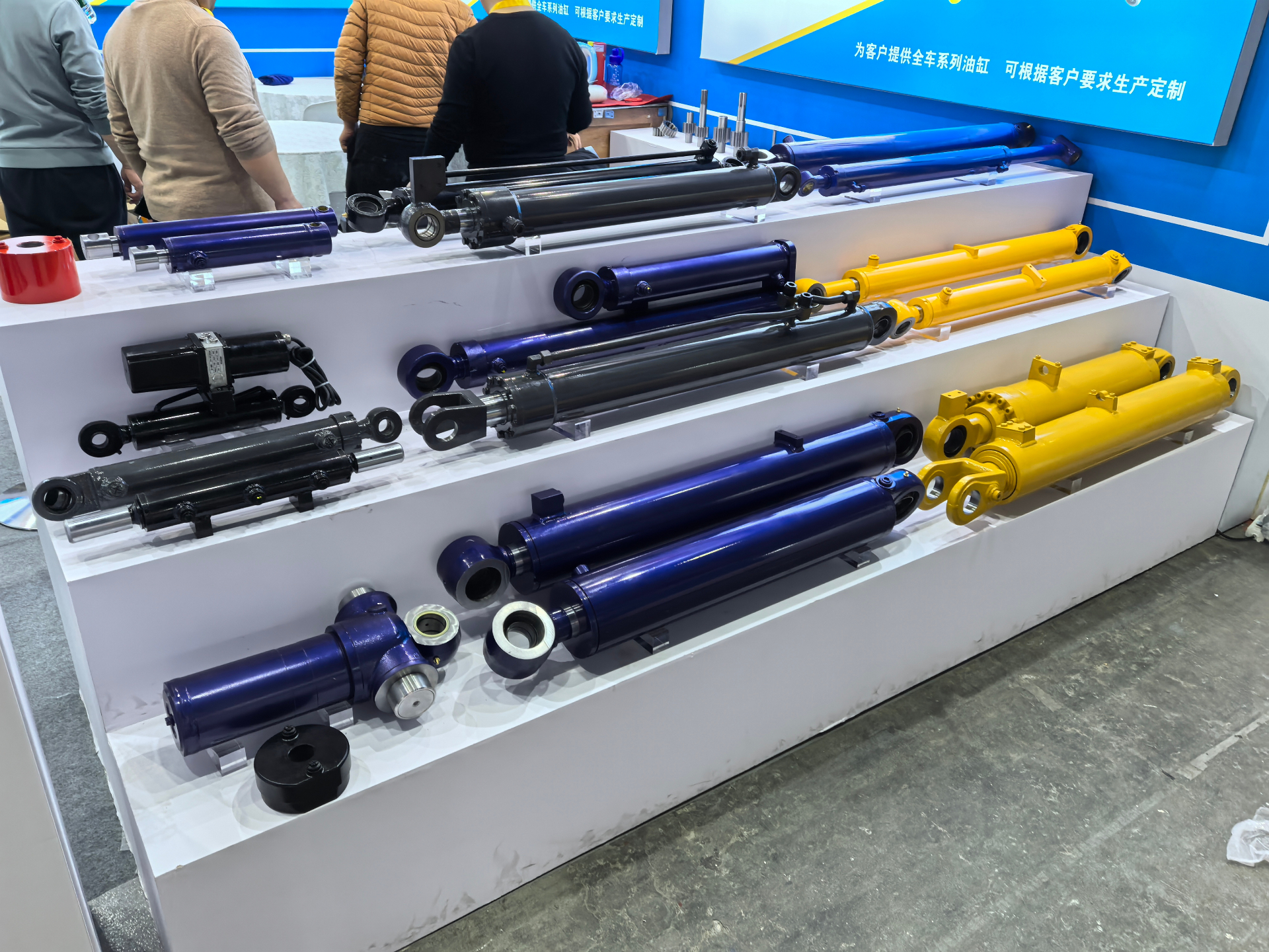 bauma CHINA 2024 - Full-series cylinder display